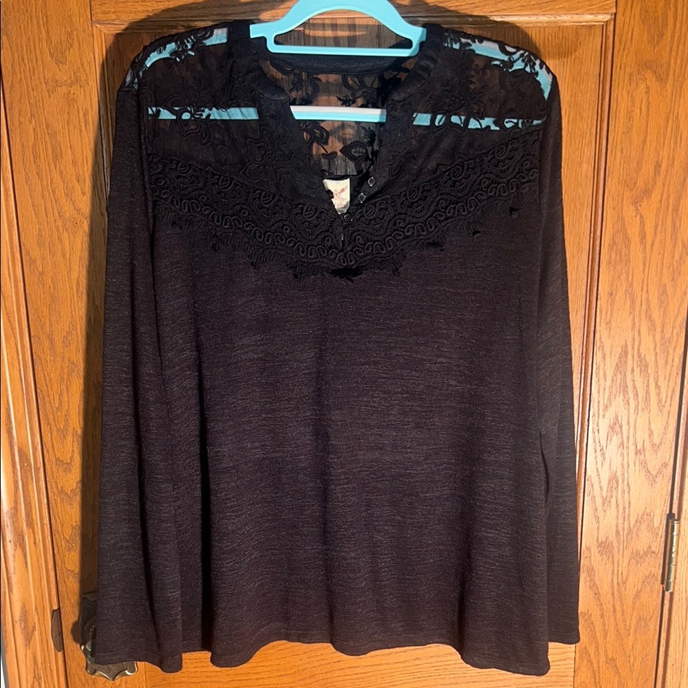 Elegant Black Lace Women's Top